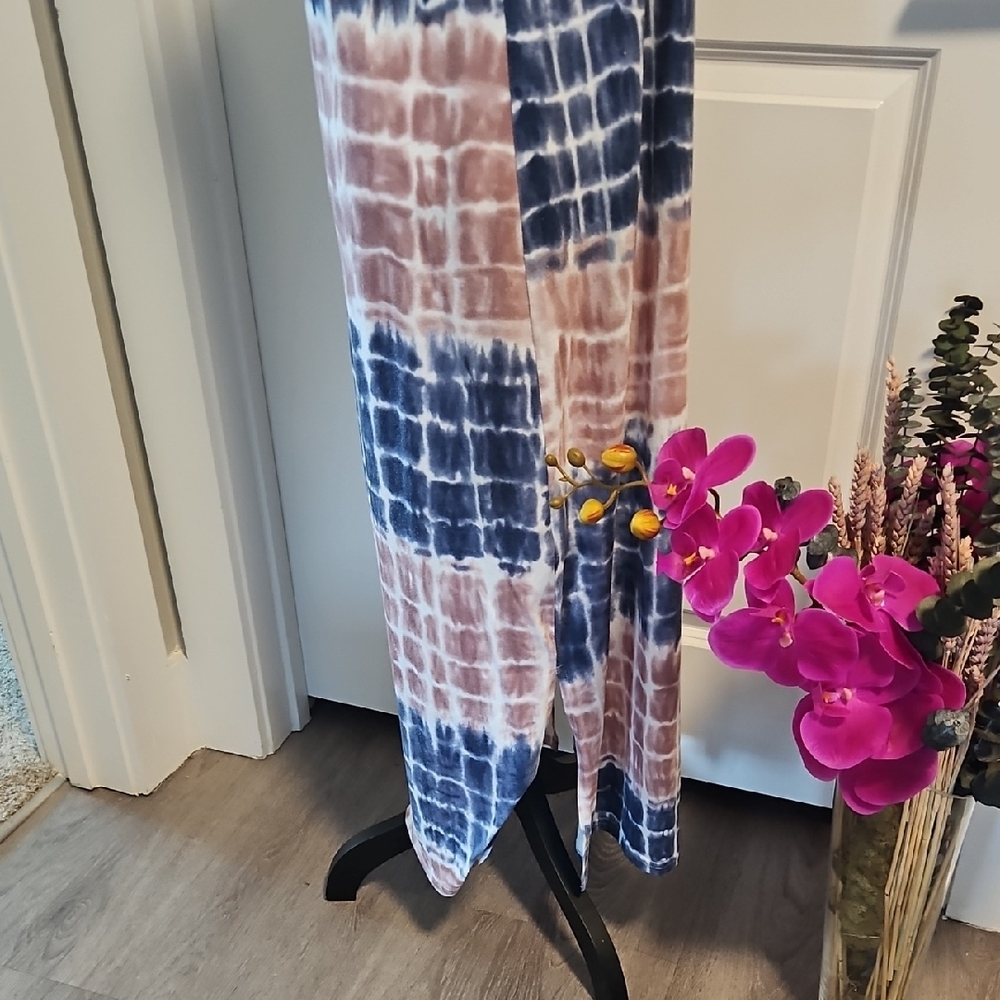 SHEIN Blue and Pink Tie-Dye Maxi Dress - Picture 3 of 9